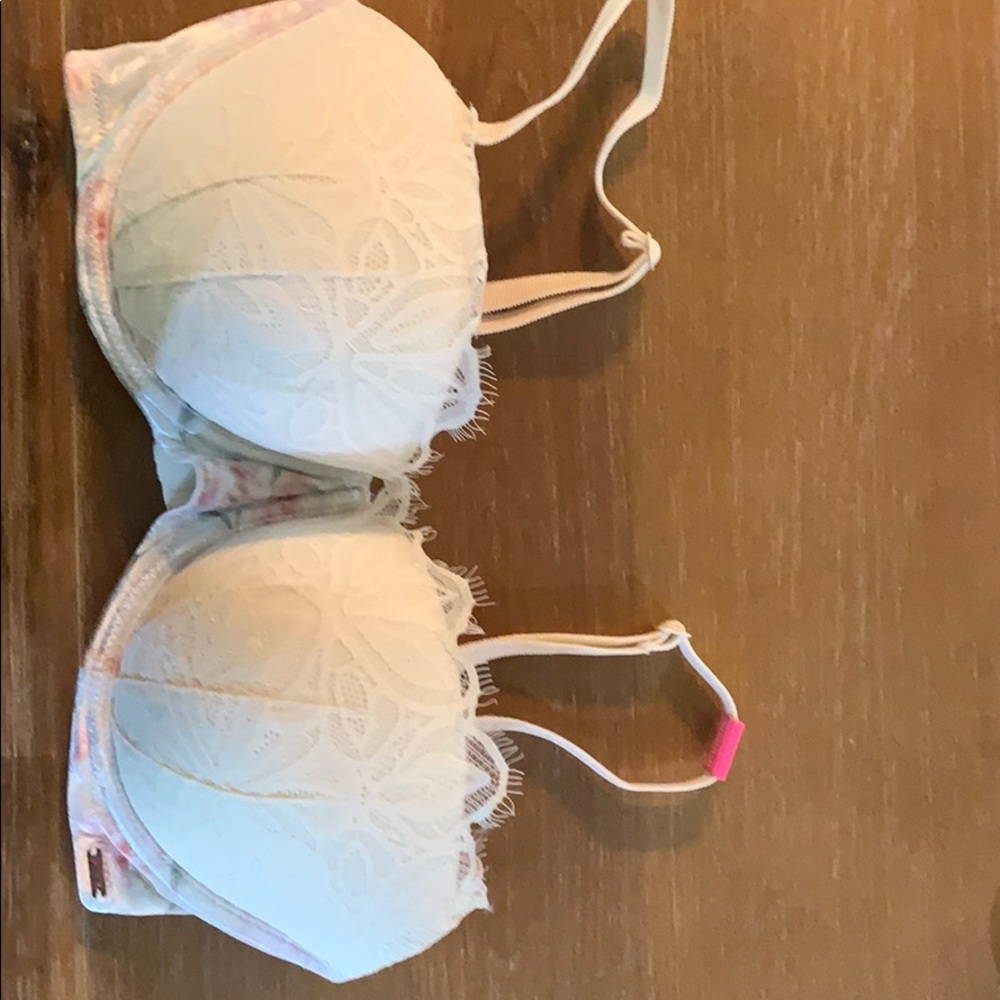 Victoria’s Secret pink collection bra size 34DD